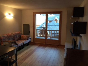 Appartement 4 pers, 3*, Balcon, Parking, Proche Pistes et Commerces, Montgenèvre - FR-1-445-28